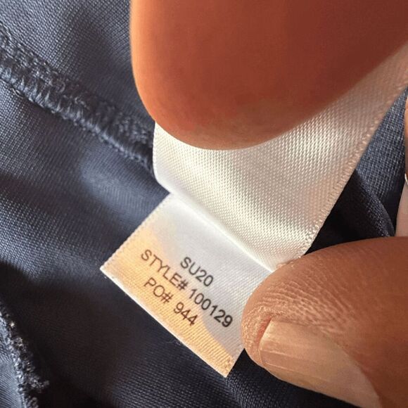 Rhone Men's Flat Front Button Fly Commuter Shorts Navy Blue Size 34 - Picture 7 of 9